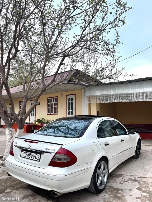 Mercedes-Benz E class 2007 · 3.5 AT