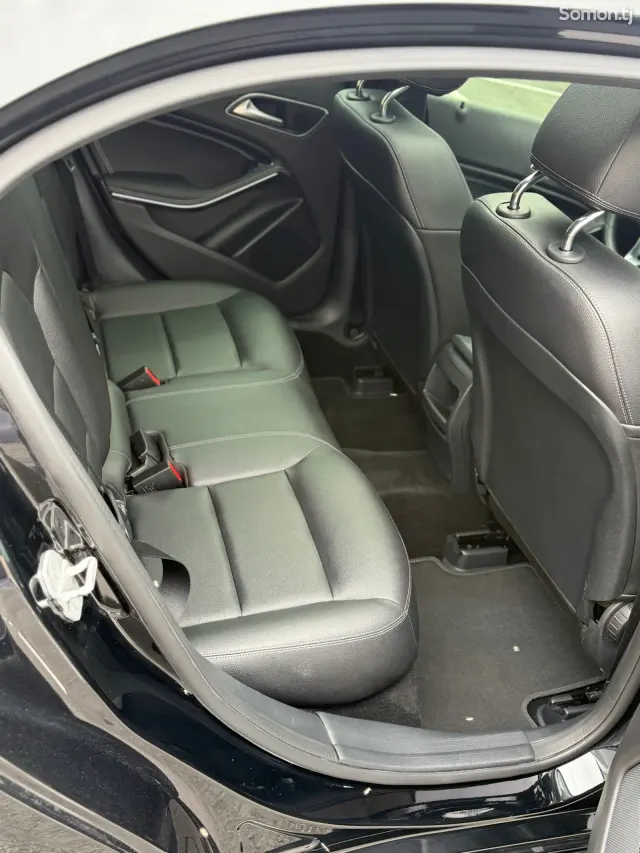 Mercedes-Benz A class 2017 · 2.0 AT