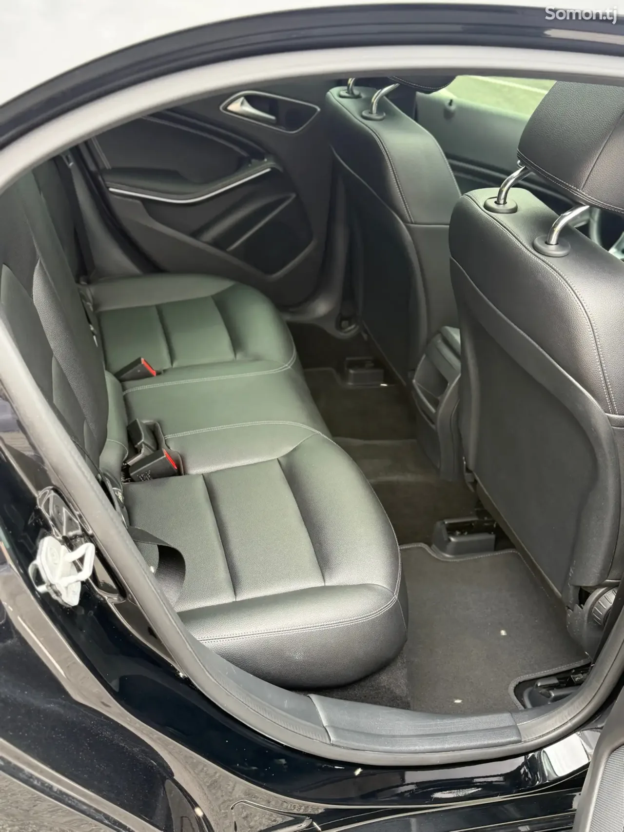 Mercedes-Benz A class 2017 · 2.0 AT