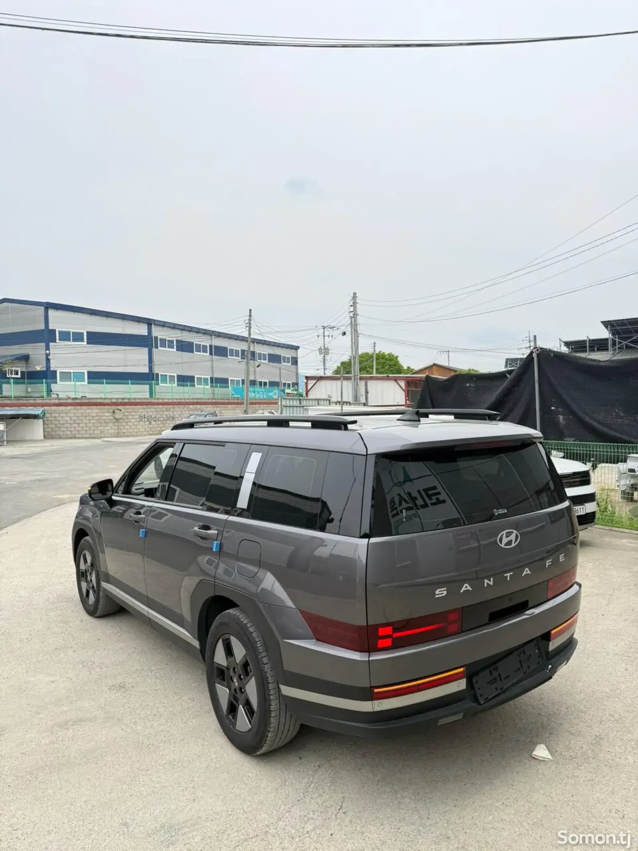 Hyundai Santa Fe 2024 · 1.6 AT