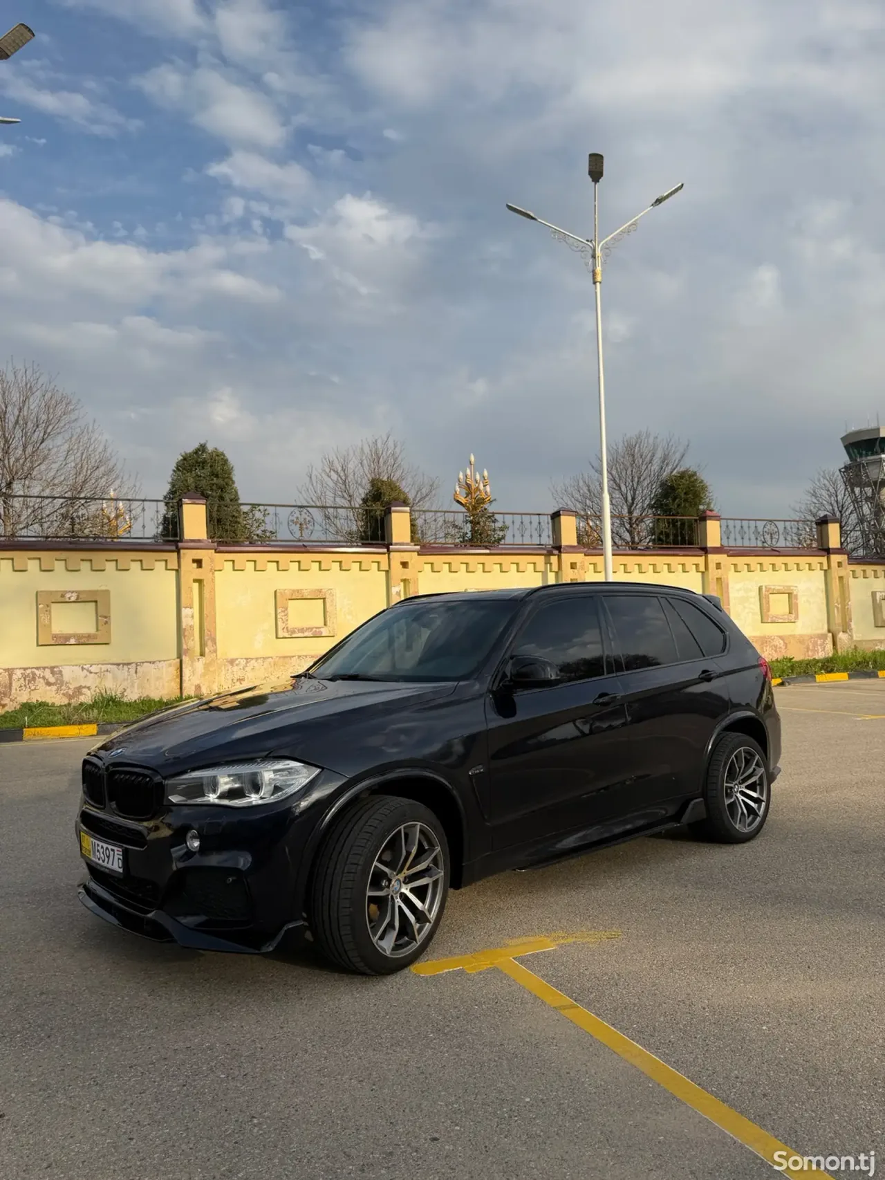 BMW X5 2015 · 3.5 AT