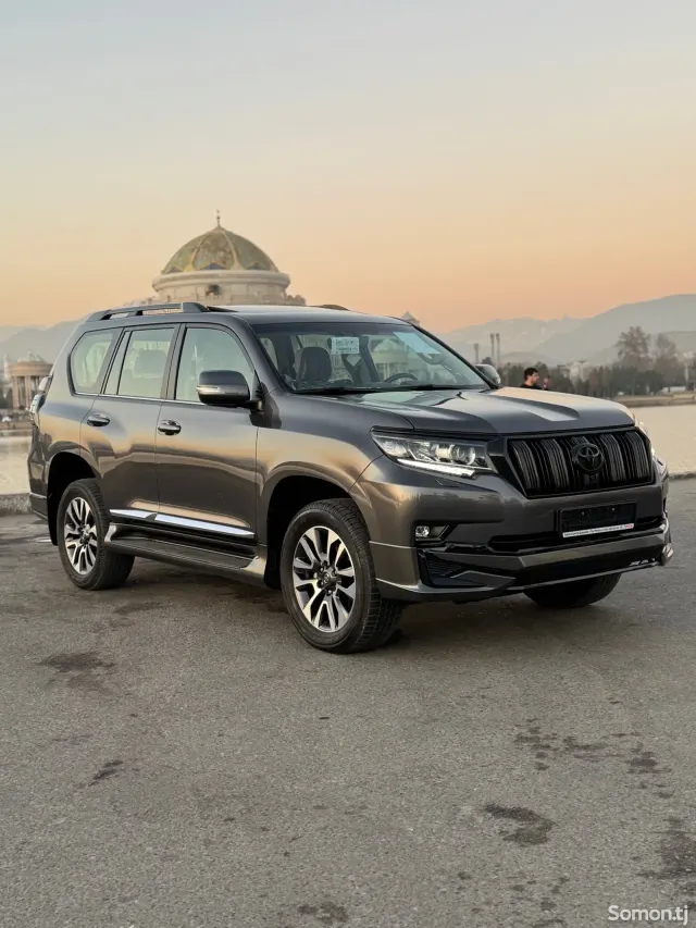 Toyota Land Cruiser Prado 2024 · 4.0 AT