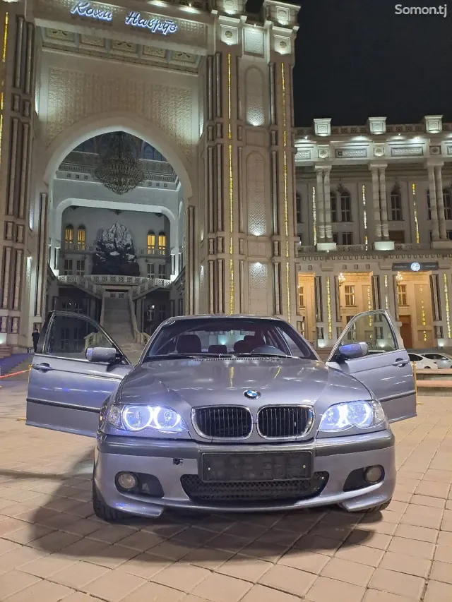 BMW 3 series 2003 · 2.0 MT