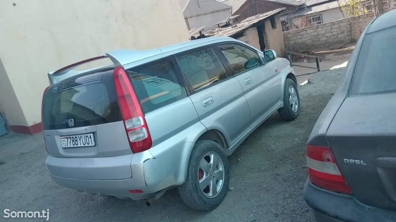 Honda HR-V 2001 · 1.6 MT