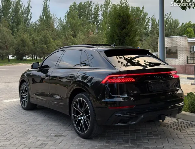 Audi Q8 2021 · 3.0 AT