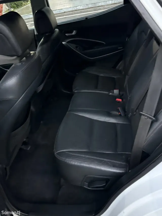 Hyundai Santa Fe 2014 · 2.4 AT