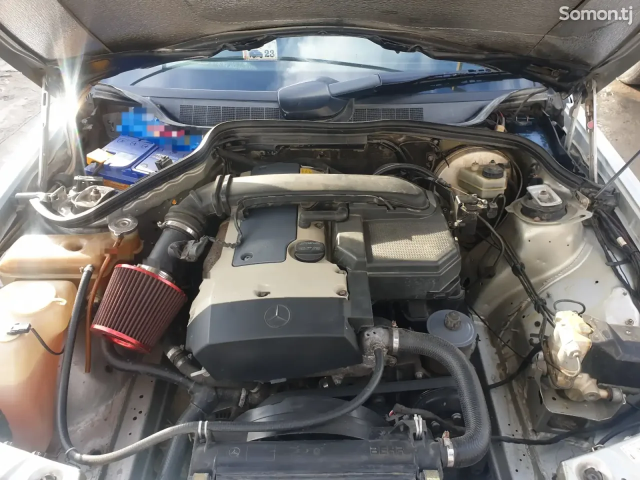 Mercedes-Benz W201 1991 · 2.0 MT
