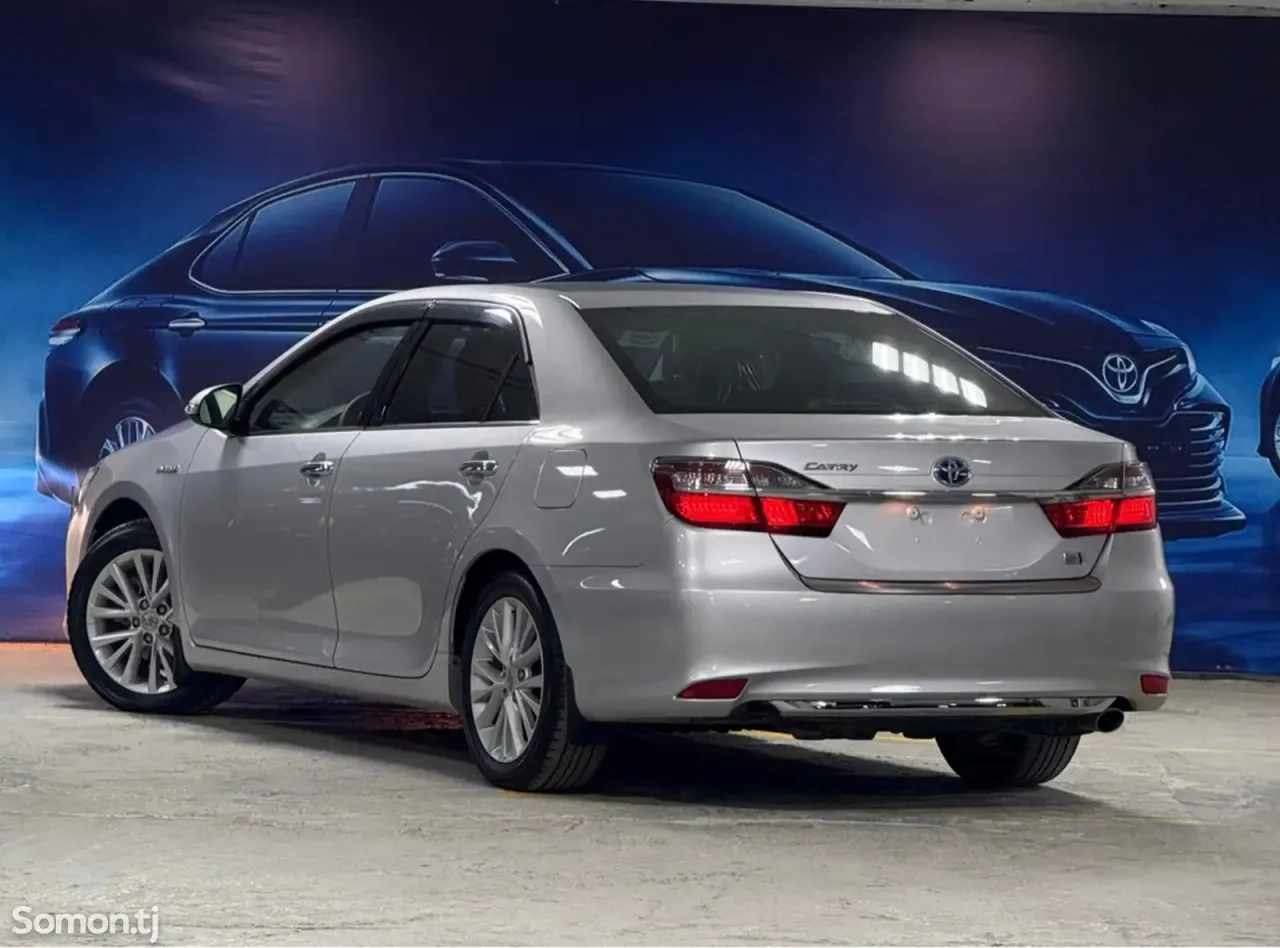 Toyota Camry 2015 · 2.5 AT