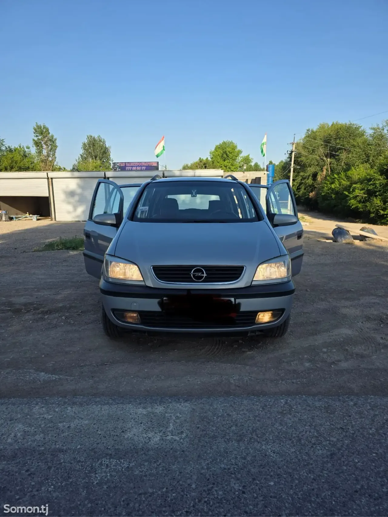 Opel Zafira 2000 · 1.8 MT