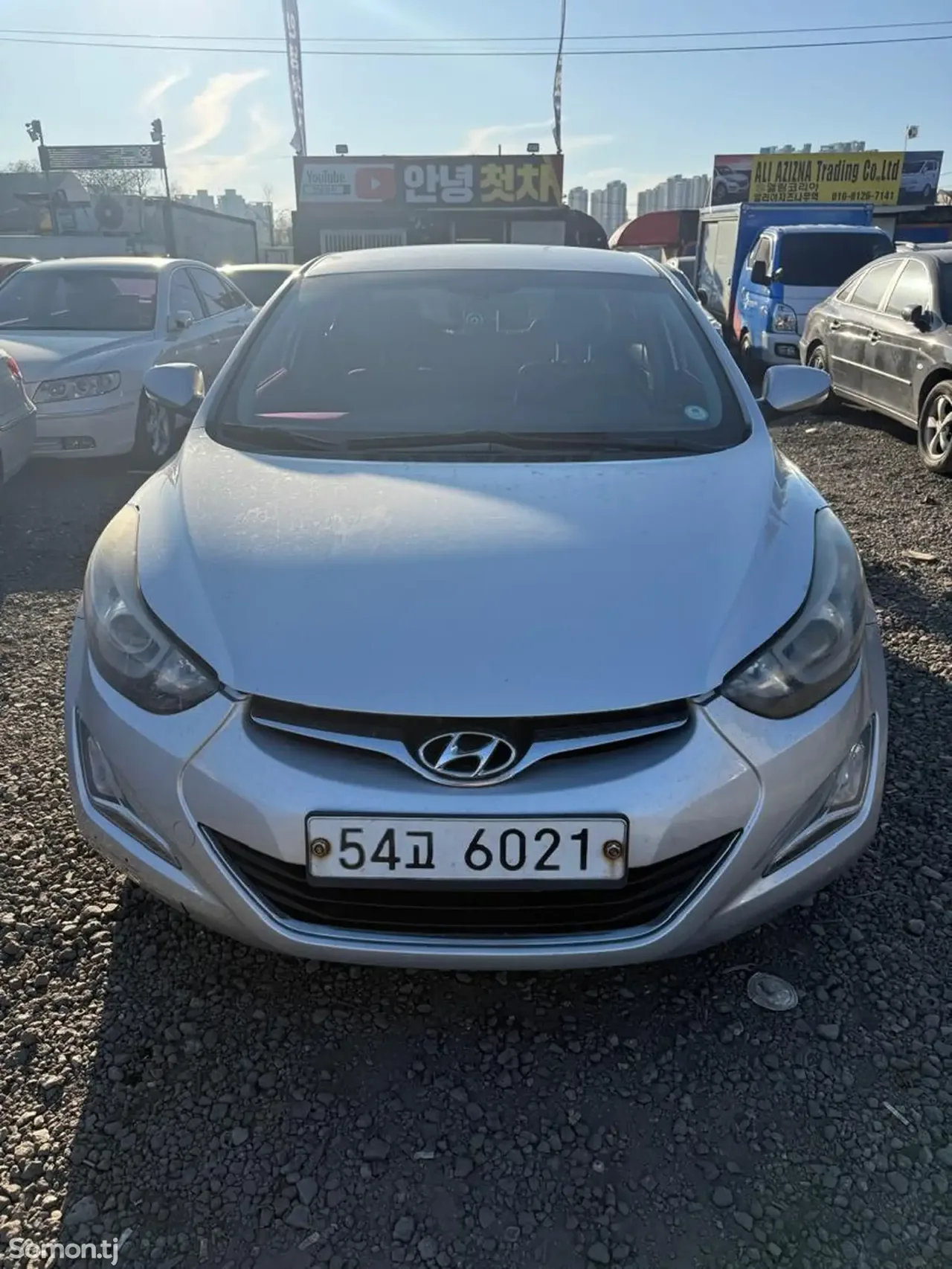 Hyundai Avante 2015 · 1.6 AT