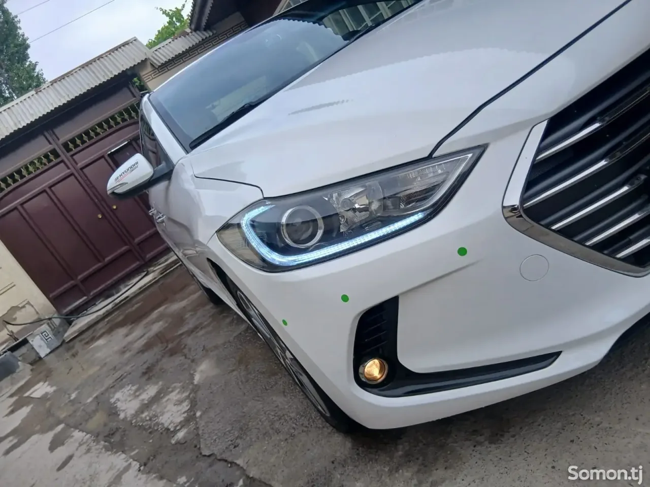 Hyundai Avante 2015 · 1.6 AT
