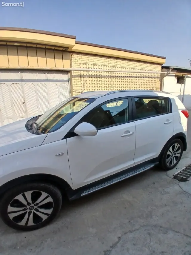 Kia Sportage 2010 · 2.2 AT