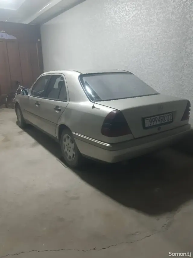 Mercedes-Benz C class 1996 · 1.8 MT