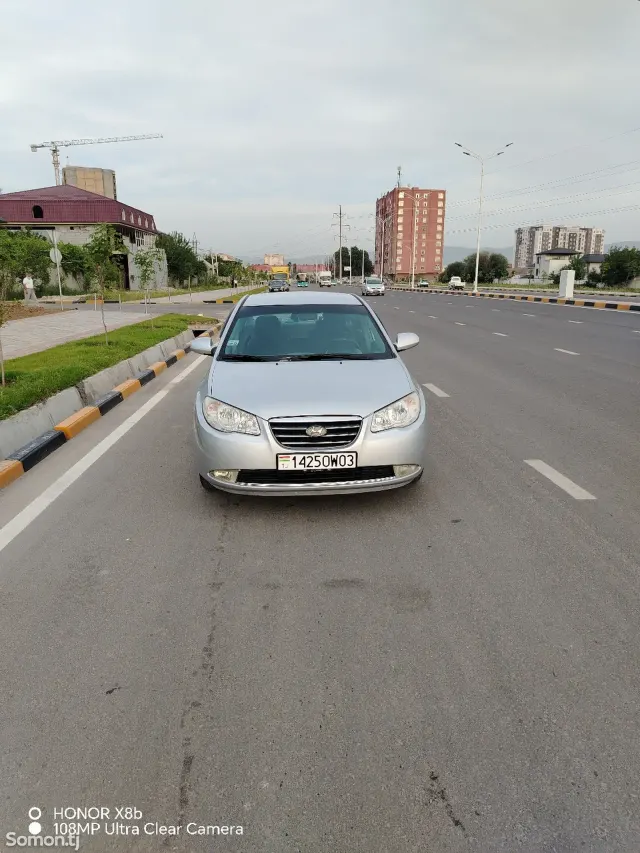 Hyundai Avante 2008 · 1.6 AT