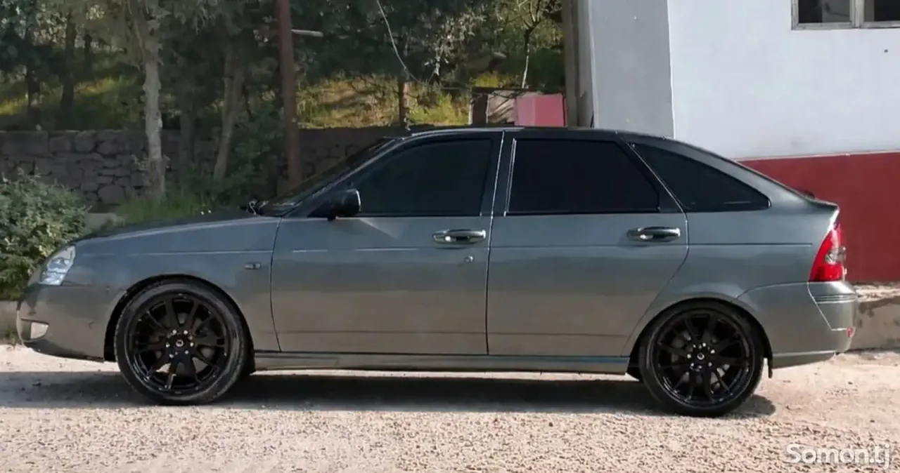 Lada (ВАЗ) Priora 2009 · 1.6 MT