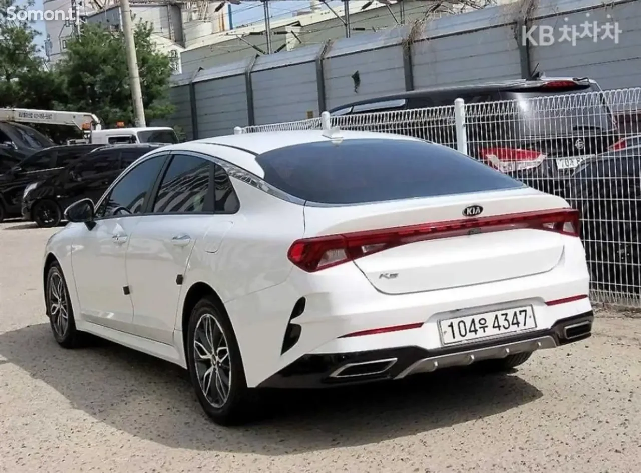 Kia K5 2020 · 2.0 AT