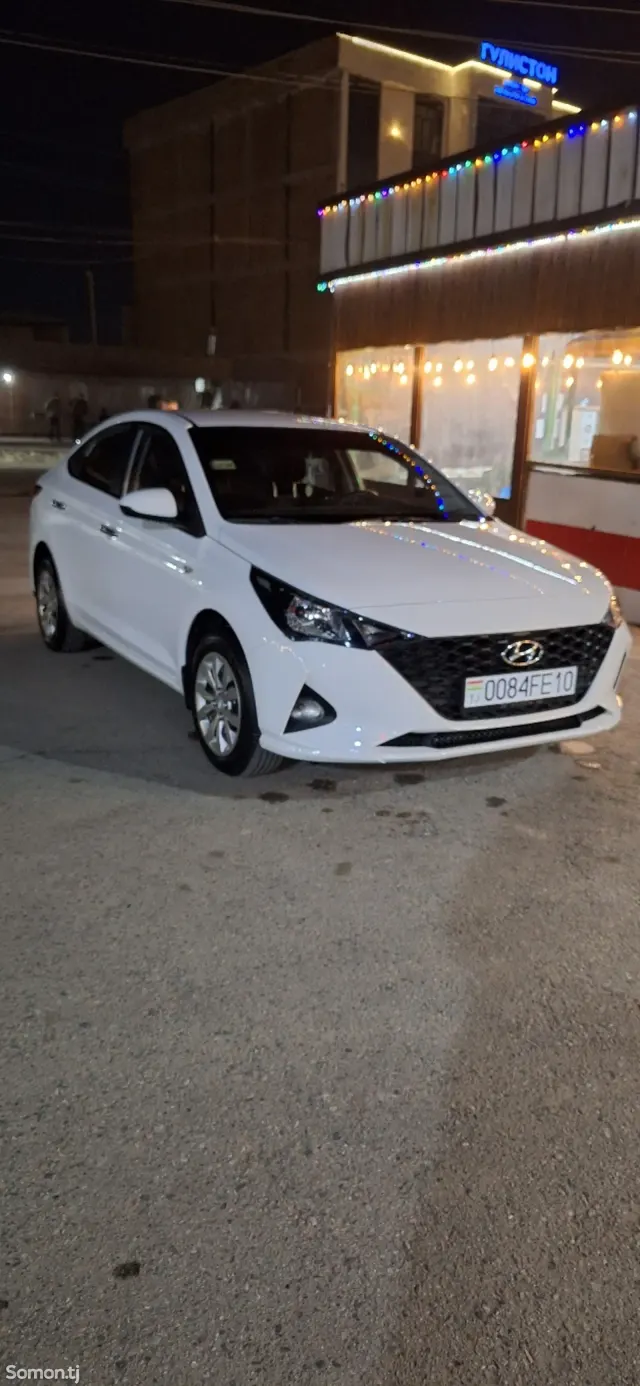 Hyundai Accent 2022 · 1.6 AT