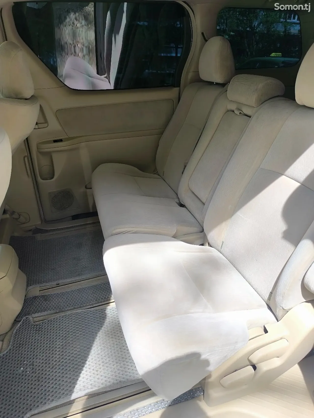 Toyota Vellfire 2008 · 2.4 AT