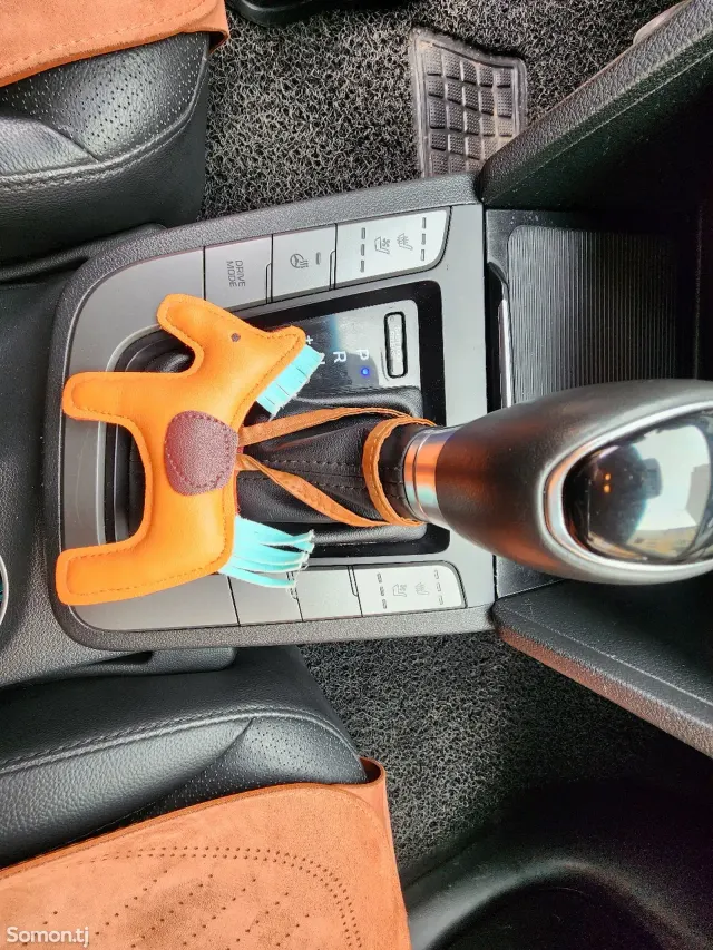 Hyundai Avante 2016 · 1.6 AT