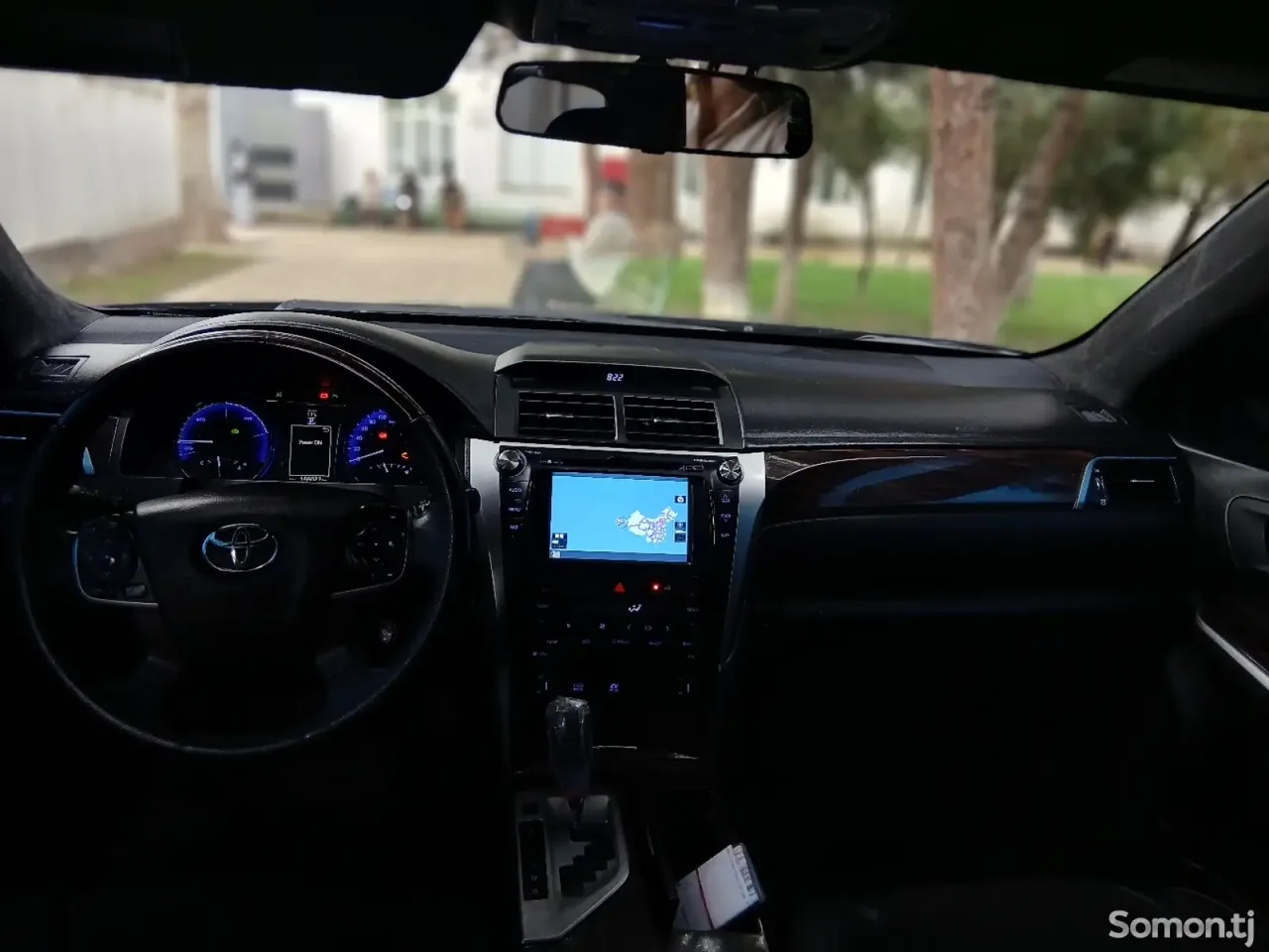 Toyota Camry 2015 · 2.5 AT