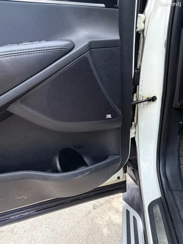Kia Sorento 2016 · 2.2 AT