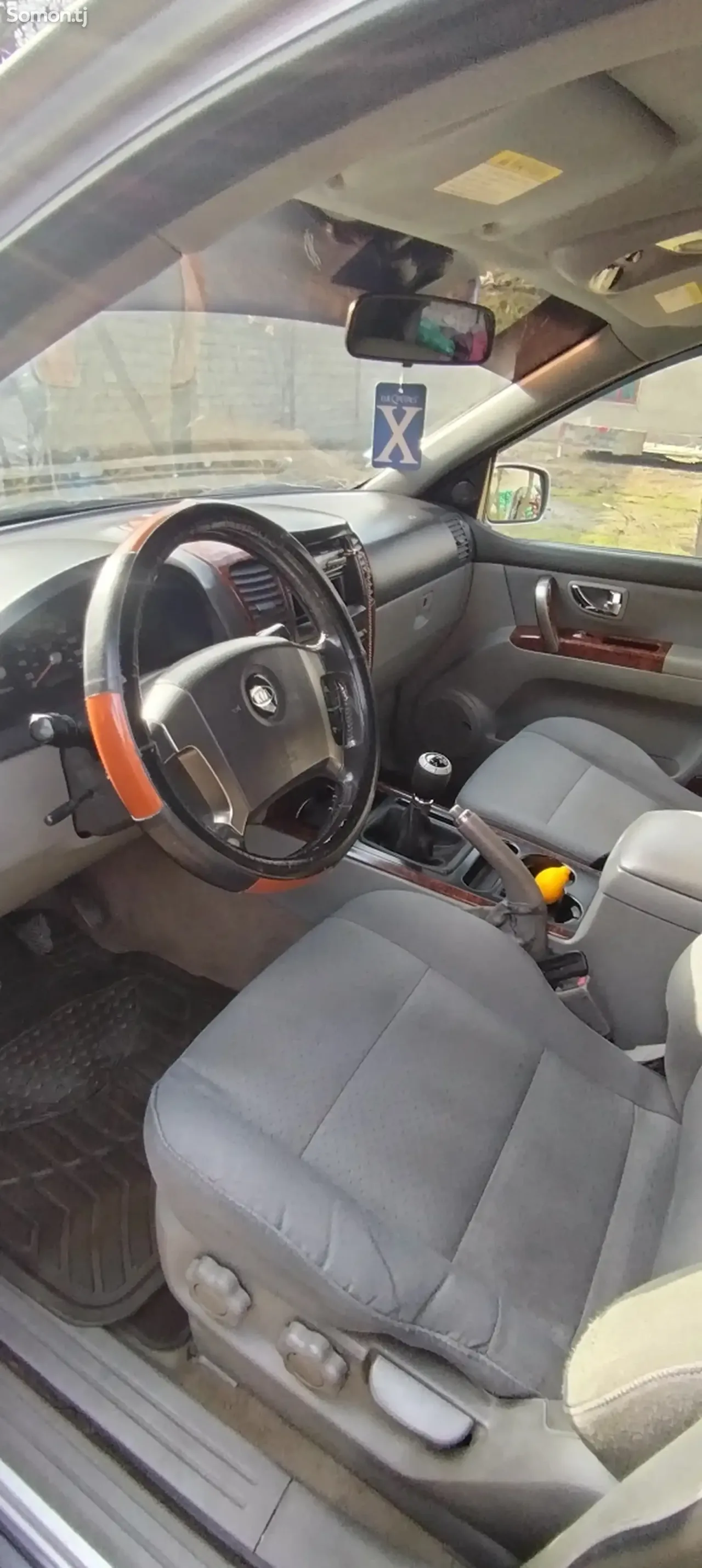 Kia Sorento 2005 · 1.8 MT