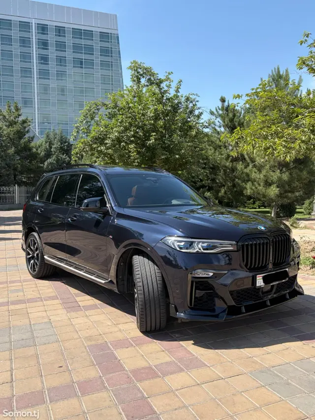 BMW X7 2020 · 3.0 AT