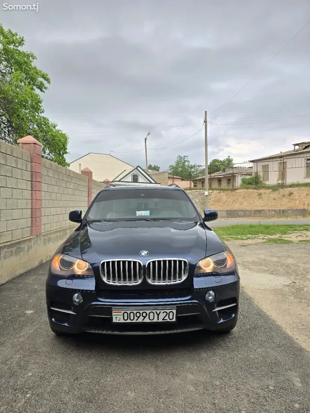 BMW X5 2011 · 3.5 AT