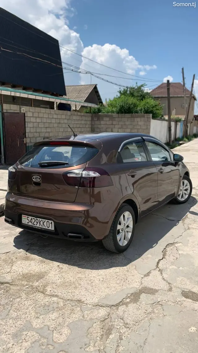 Kia Rio 2012 · 1.4 AT