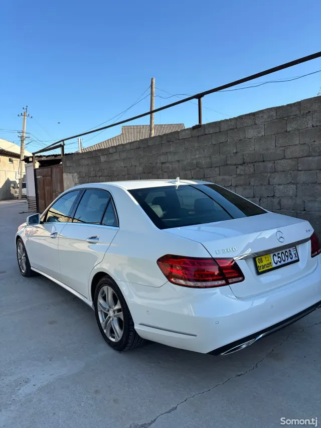 Mercedes-Benz E class 2014 · 3.0 AT