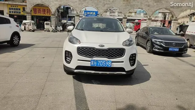 Kia K5 2017 · 1.6 AT