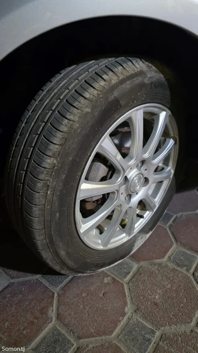 Toyota Axio 2014 · 1.5 AT