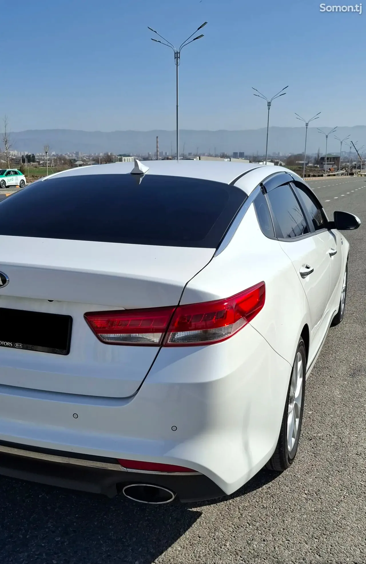 Kia K5 2016 · 2.0 AT