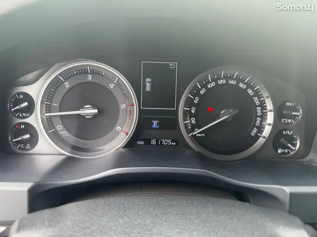 Toyota Land Cruiser 2018 · 4.5 AT