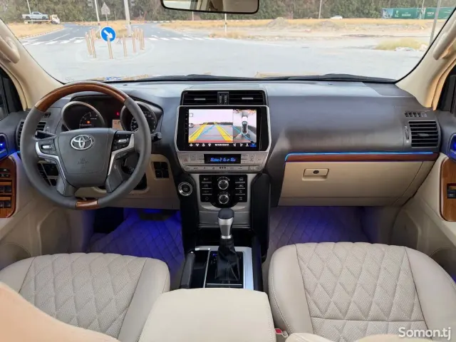 Toyota Land Cruiser Prado 2014 · 4.0 AT