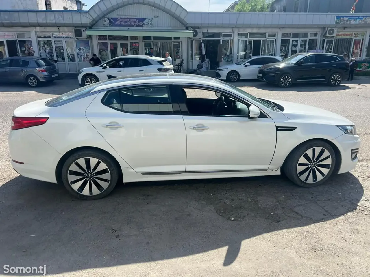 Kia K5 2011 · 2.0 AT
