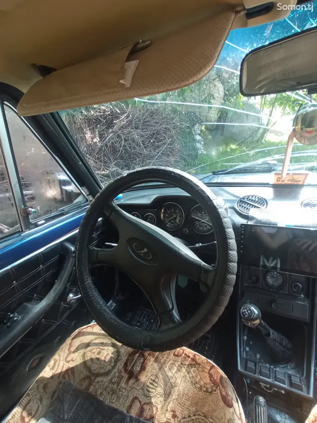 Lada (ВАЗ) 2111 1983 · 1.5 MT