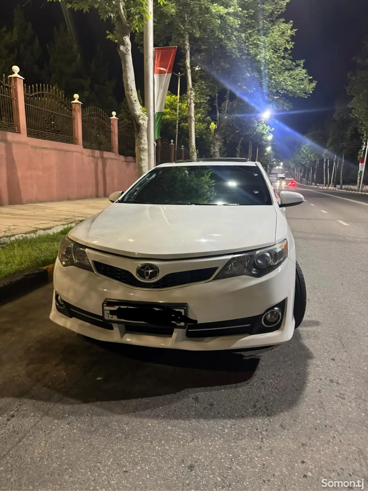 Toyota Camry 2013 · 2.5 AT