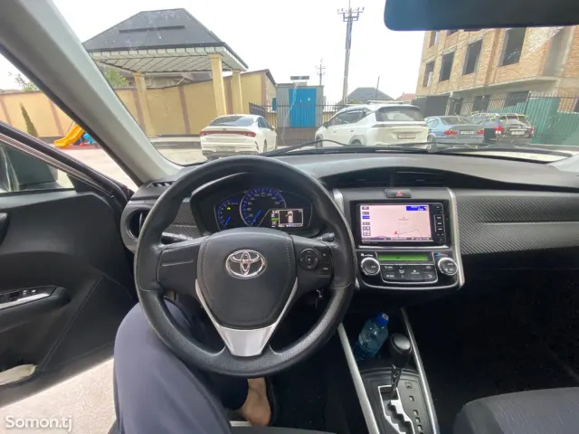 Toyota Fielder 2015 · 1.5 AT