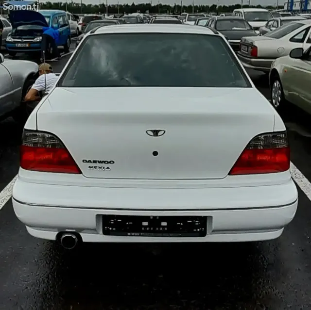 Daewoo Nexia 1995 · 1.5 MT