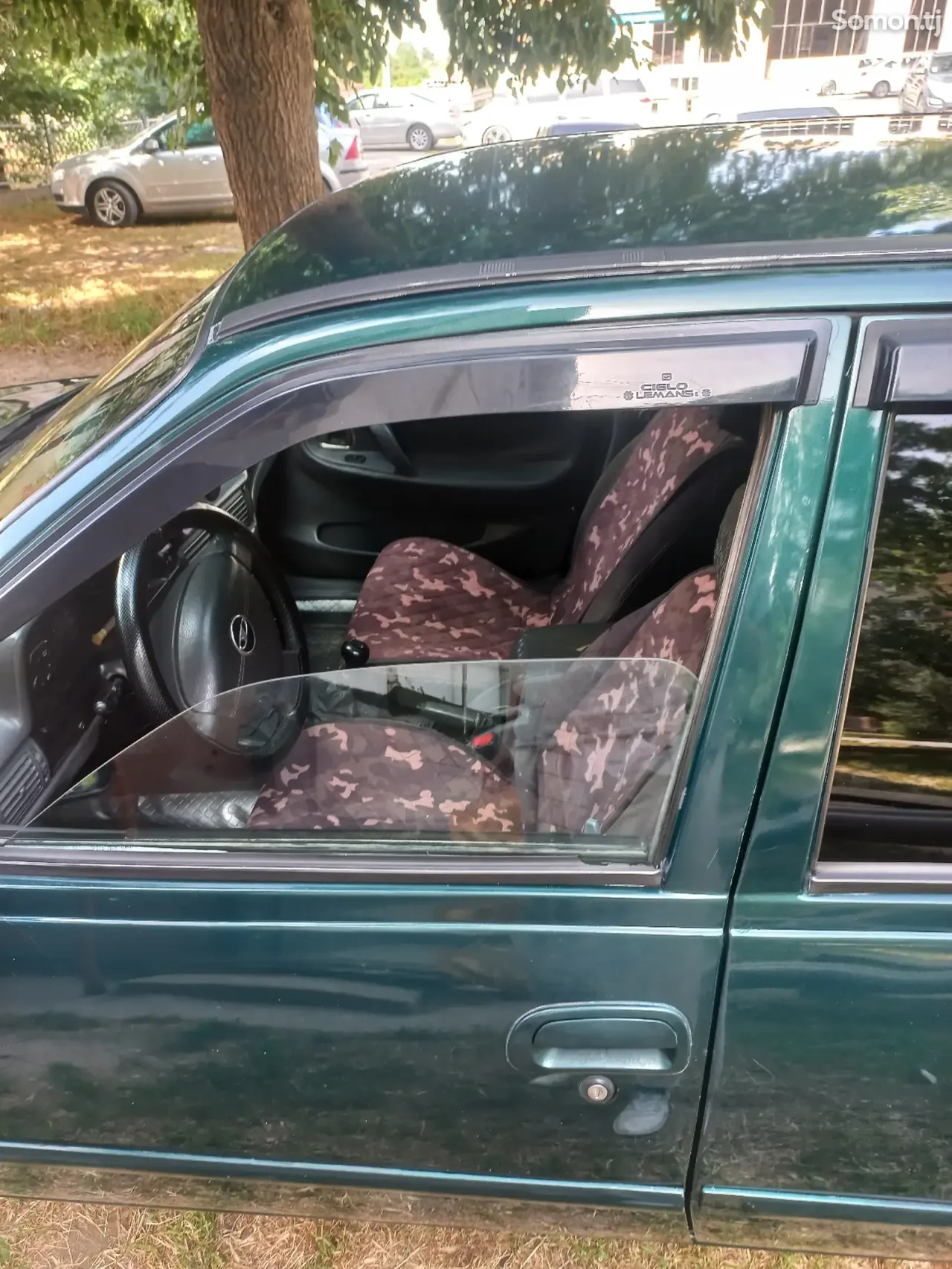 Daewoo Nexia 1995 · 1.6 MT