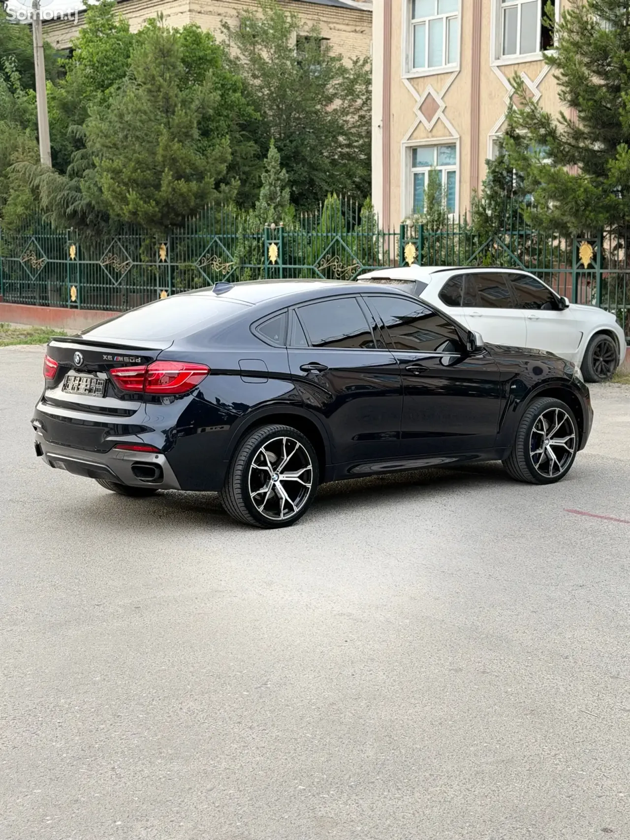 BMW X6 2017 · 5.0 AT