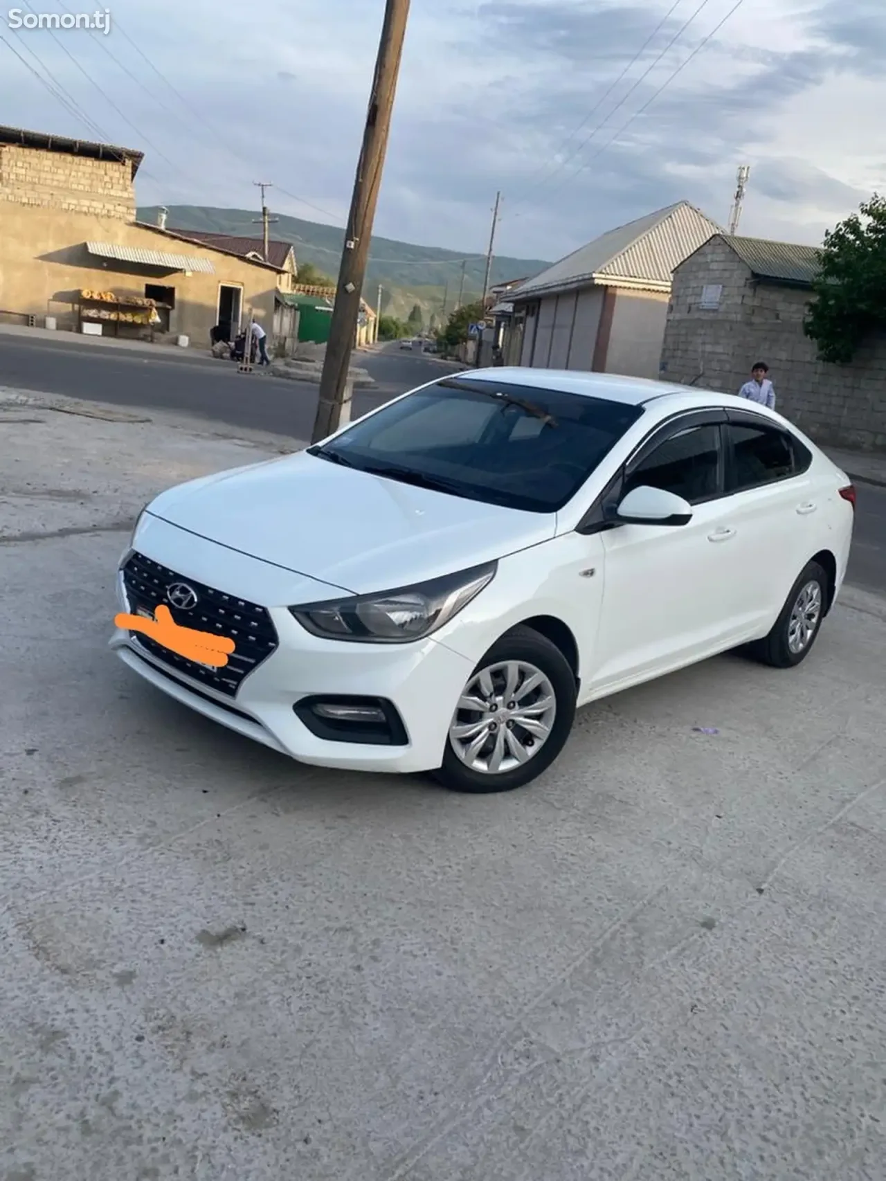 Hyundai Accent 2018 · 1.5 AT