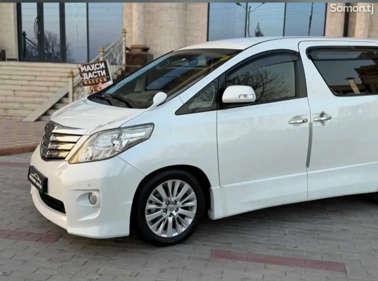 Toyota Alphard 2014 · 3.5 AT