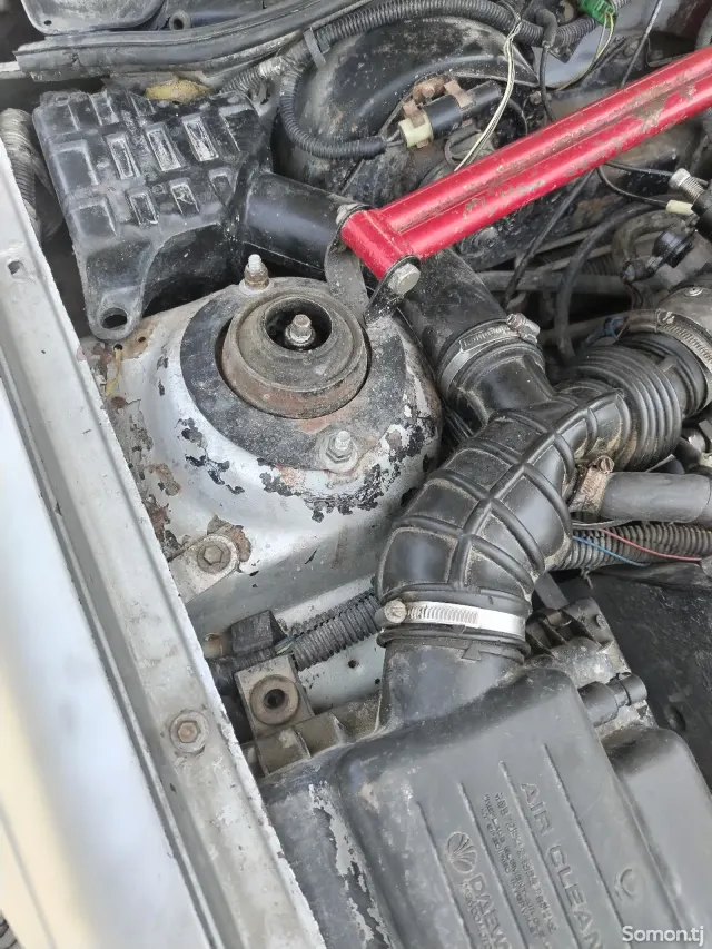 Daewoo Nexia 1995 · 1.6 MT
