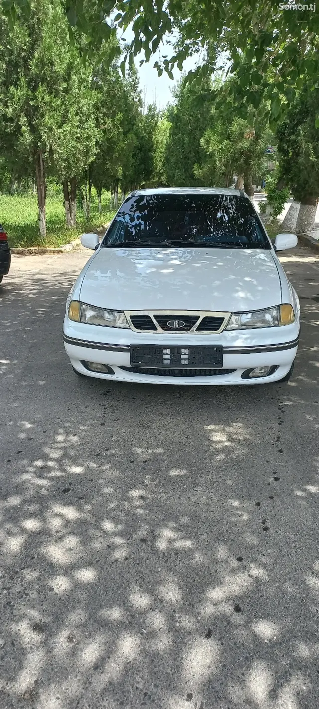Daewoo Nexia 1994 · 1.6 MT