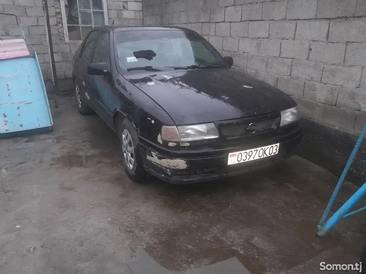 Opel Vectra A 1994 · 1.6 MT