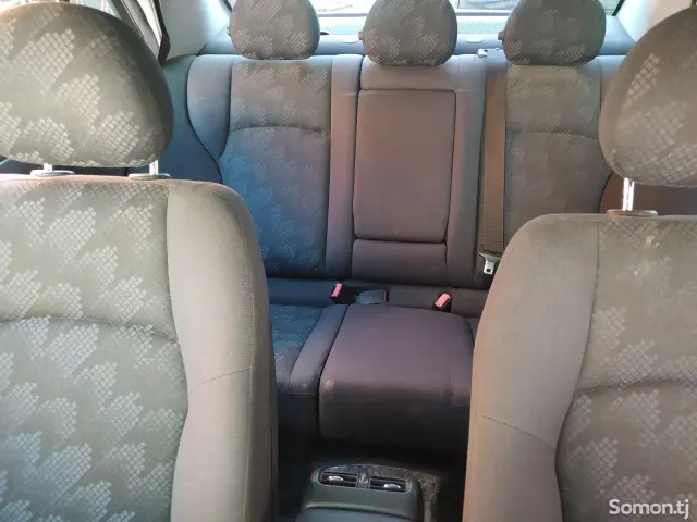 Mercedes-Benz C class 2000 · 2.3 MT