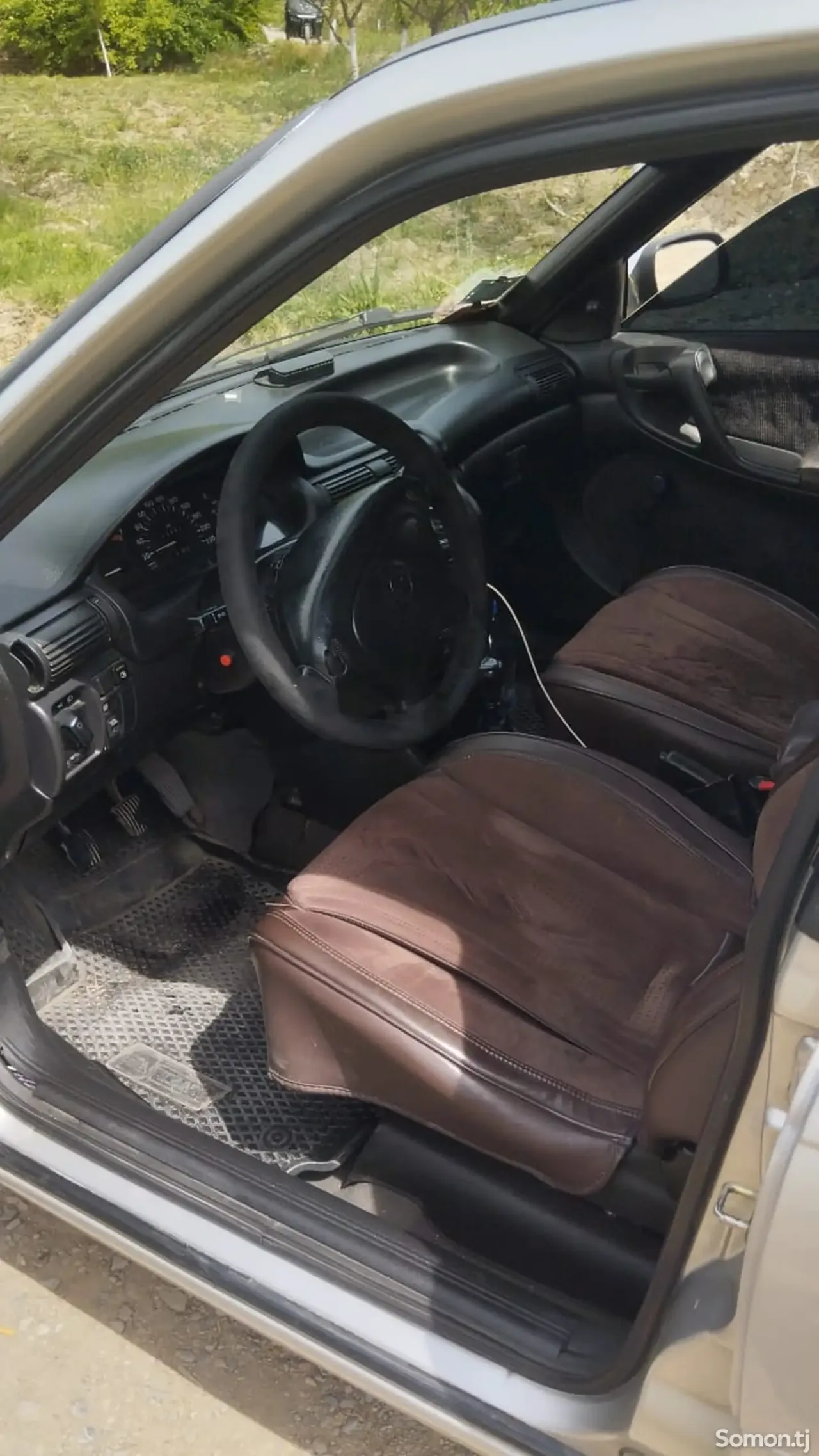 Opel Astra F 1993 · 1.6 MT