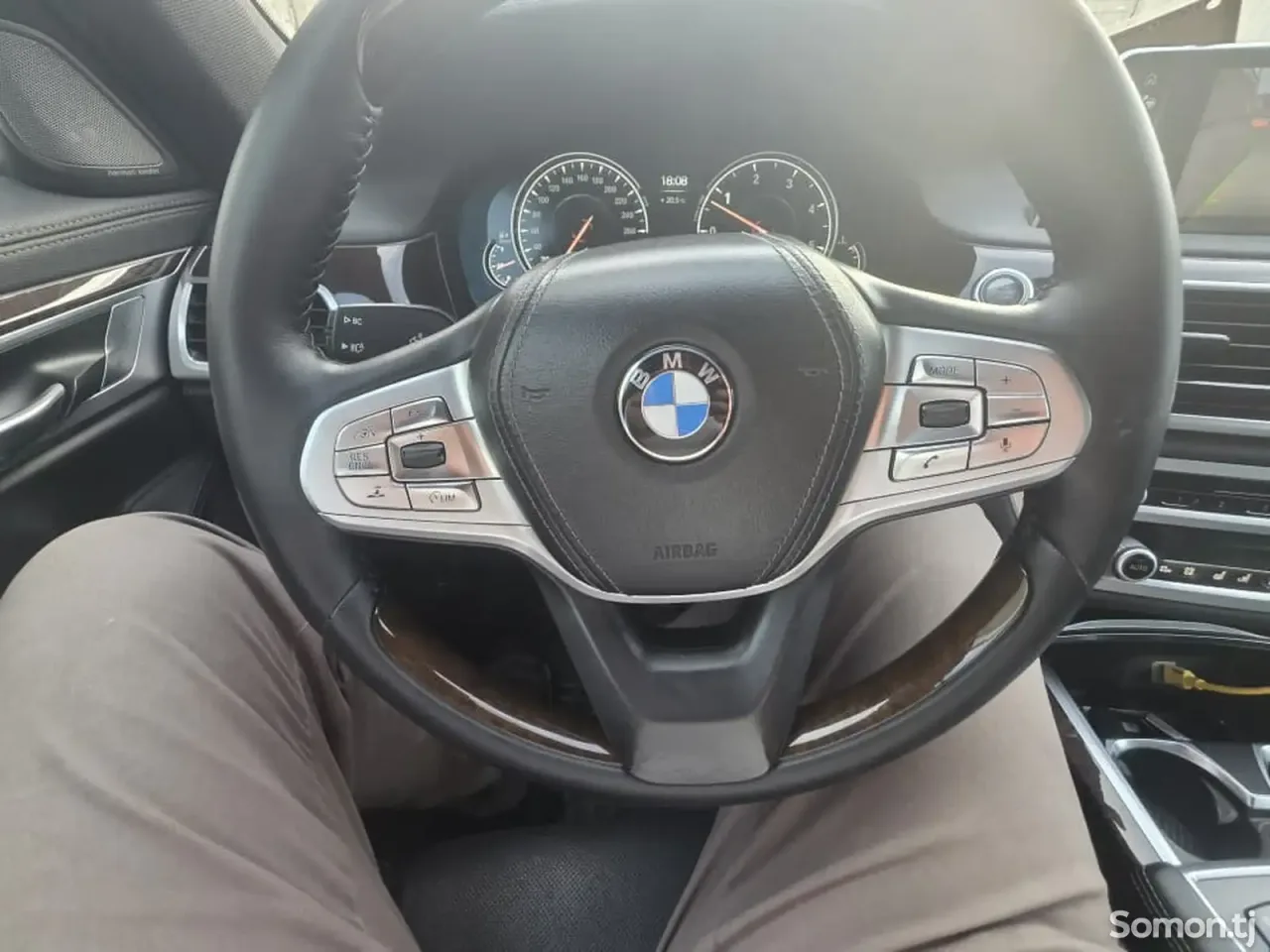 BMW 7 series 2017 · 3.0 AT